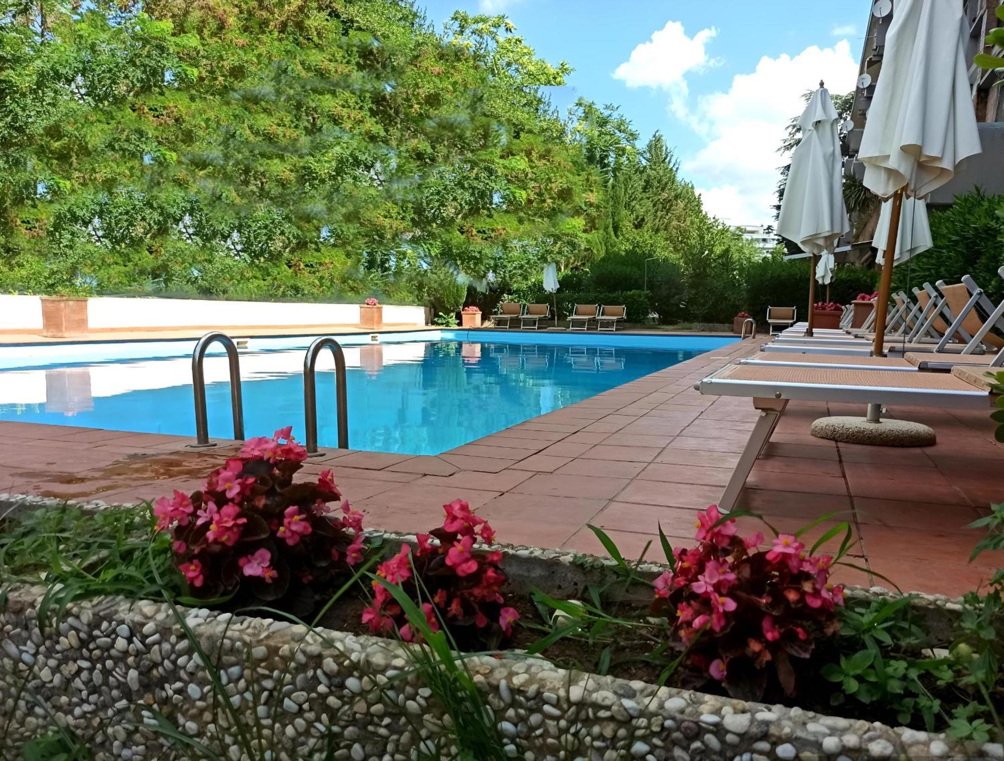 Aurelia Antica Terrace Apt Free Pool And Parking Rome Luaran gambar